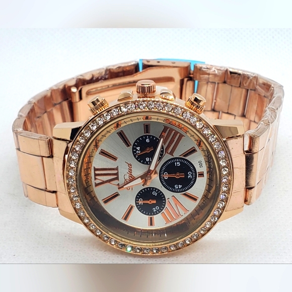 Dgjud Other - NWOT Dgjud Men's Quartz Watch-In Rose Gold with Crystal Bezel And White Face